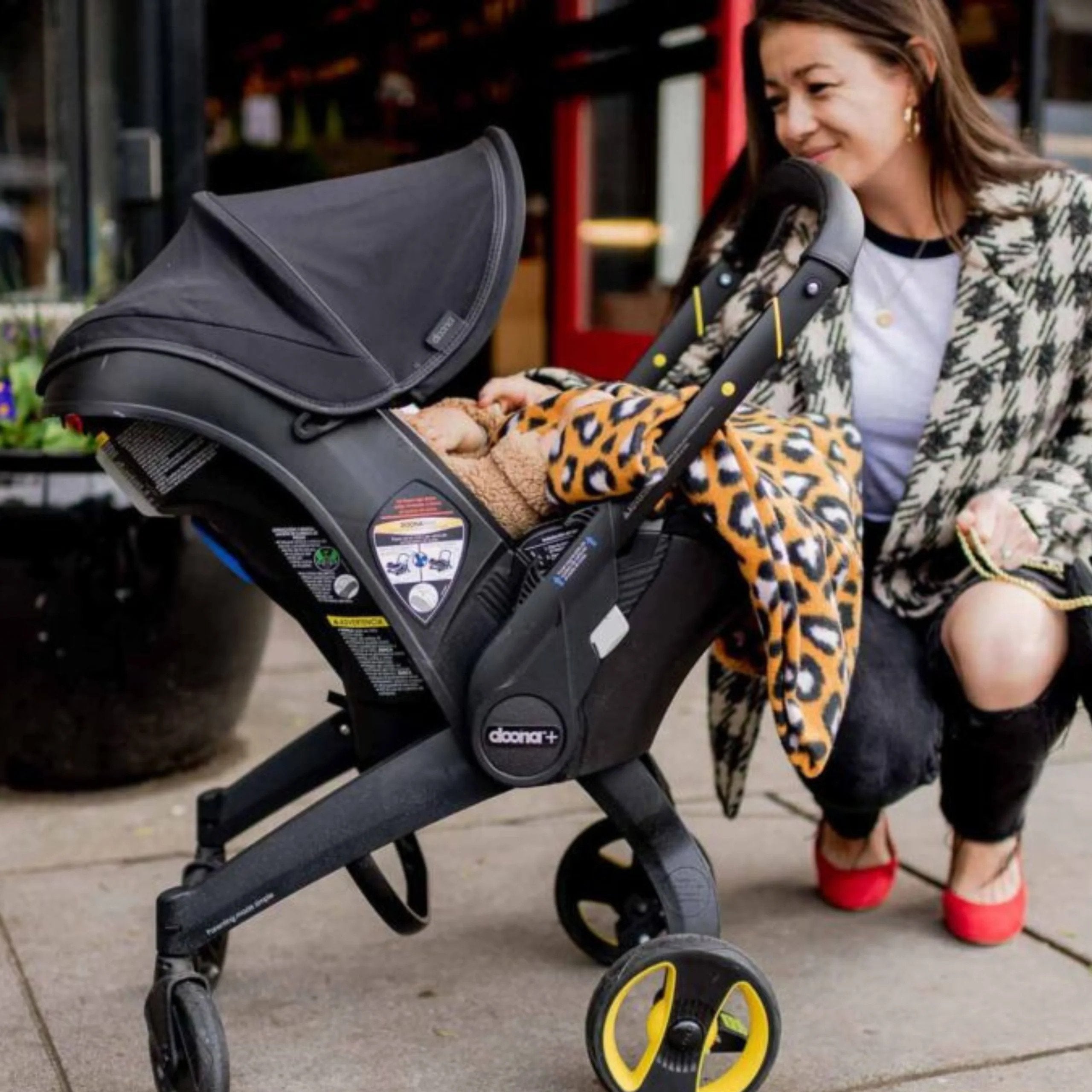 Silla Nido Y Coche Doona  Forest Grey
