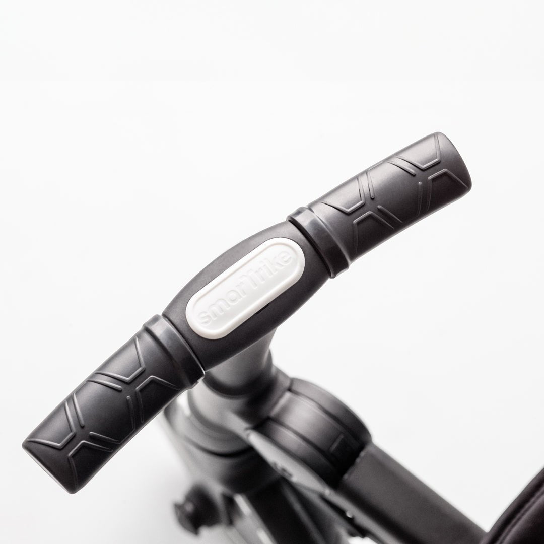 Coche Triciclo Traveler - Onyx black