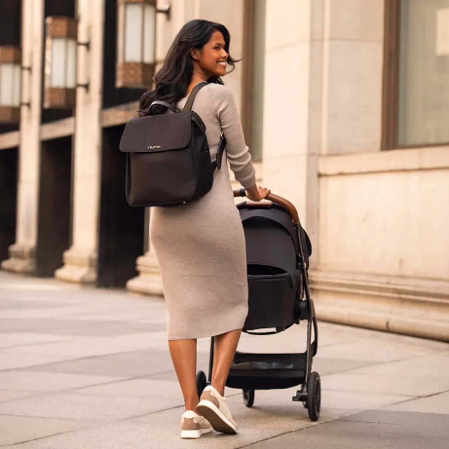Mochila Pañalera Y Accesorios Cavia Nuna